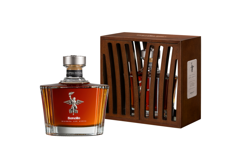 Lux Aurea Riserva + 8 anni 70 cl - Bonollo